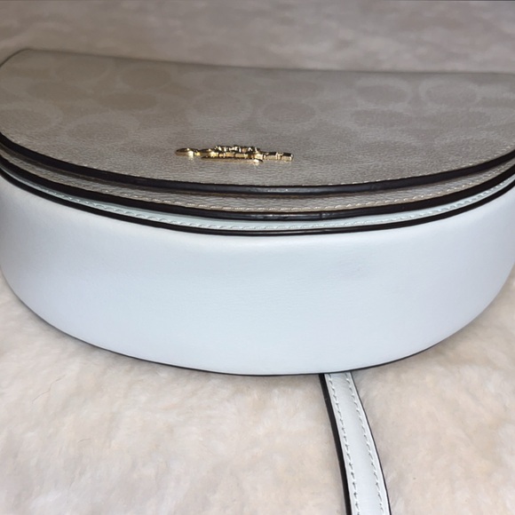 Coach Cream Ellen Crossbody Bag with Gold-Tone Hardware w/COA - Picture 8 of 17